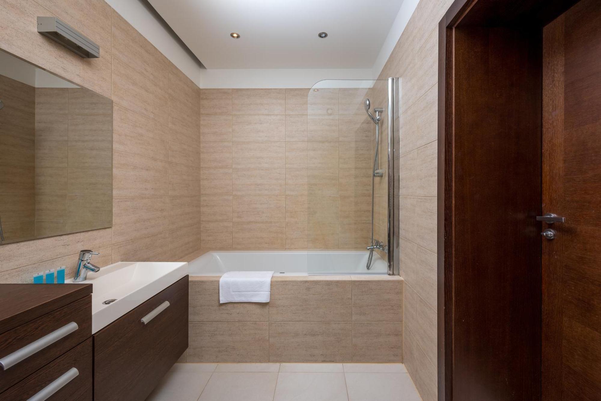 Stawki Pleasant Apartment Warszawa Eksteriør bilde